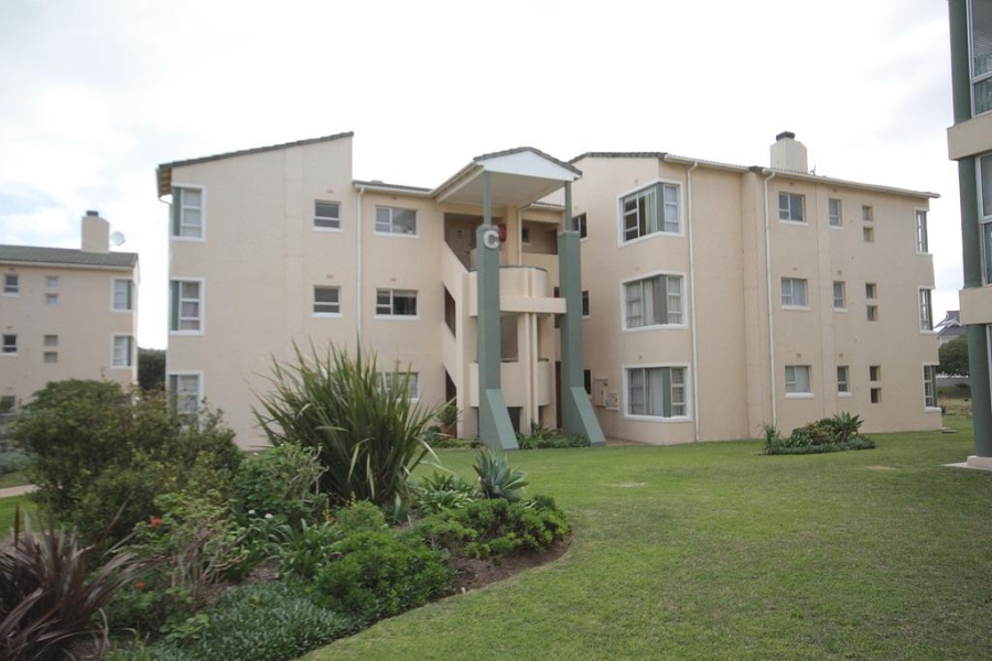 To Let 2 Bedroom Property for Rent in Greenways Golf Estate Western Cape